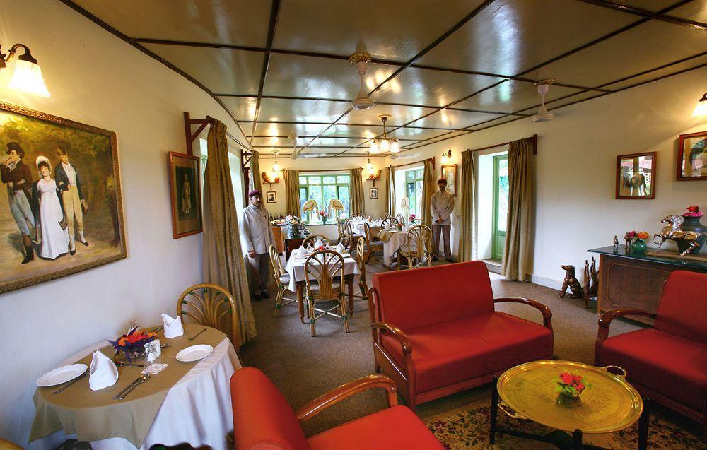 Welcomheritage Connaught House Mount Âbû Extérieur photo
