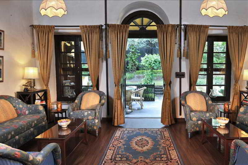 Welcomheritage Connaught House Mount Âbû Extérieur photo